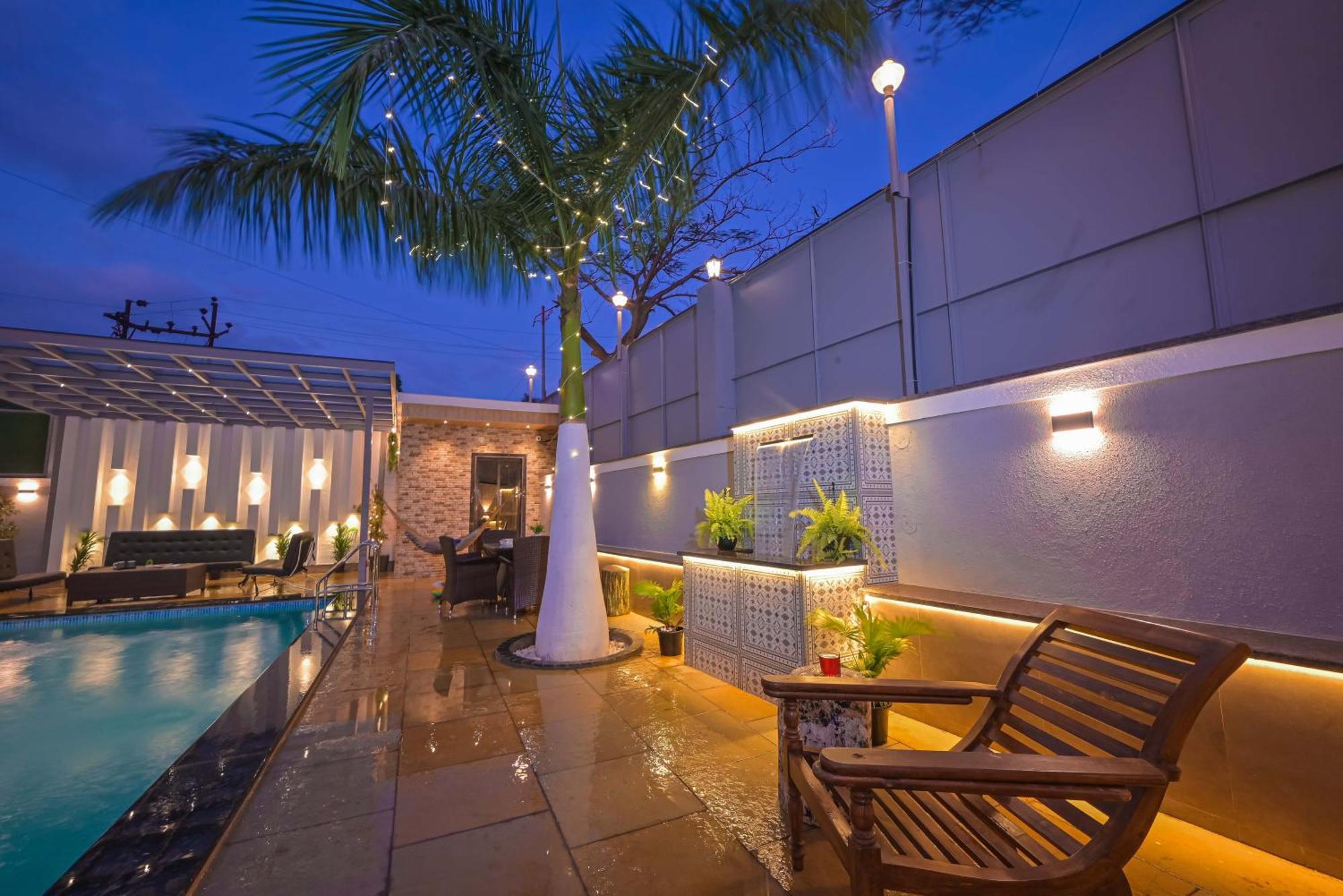 Azure Retreat Villa By Tropicana Stays Lonavla Exterior foto